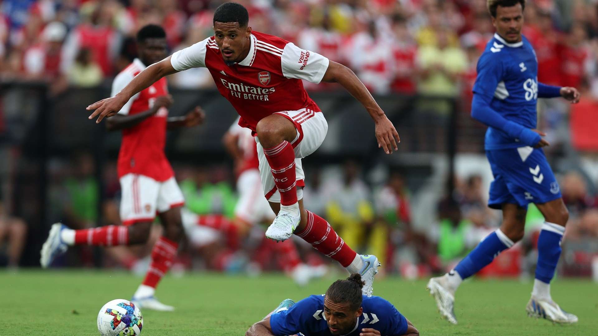 提出了新要 提出了新要