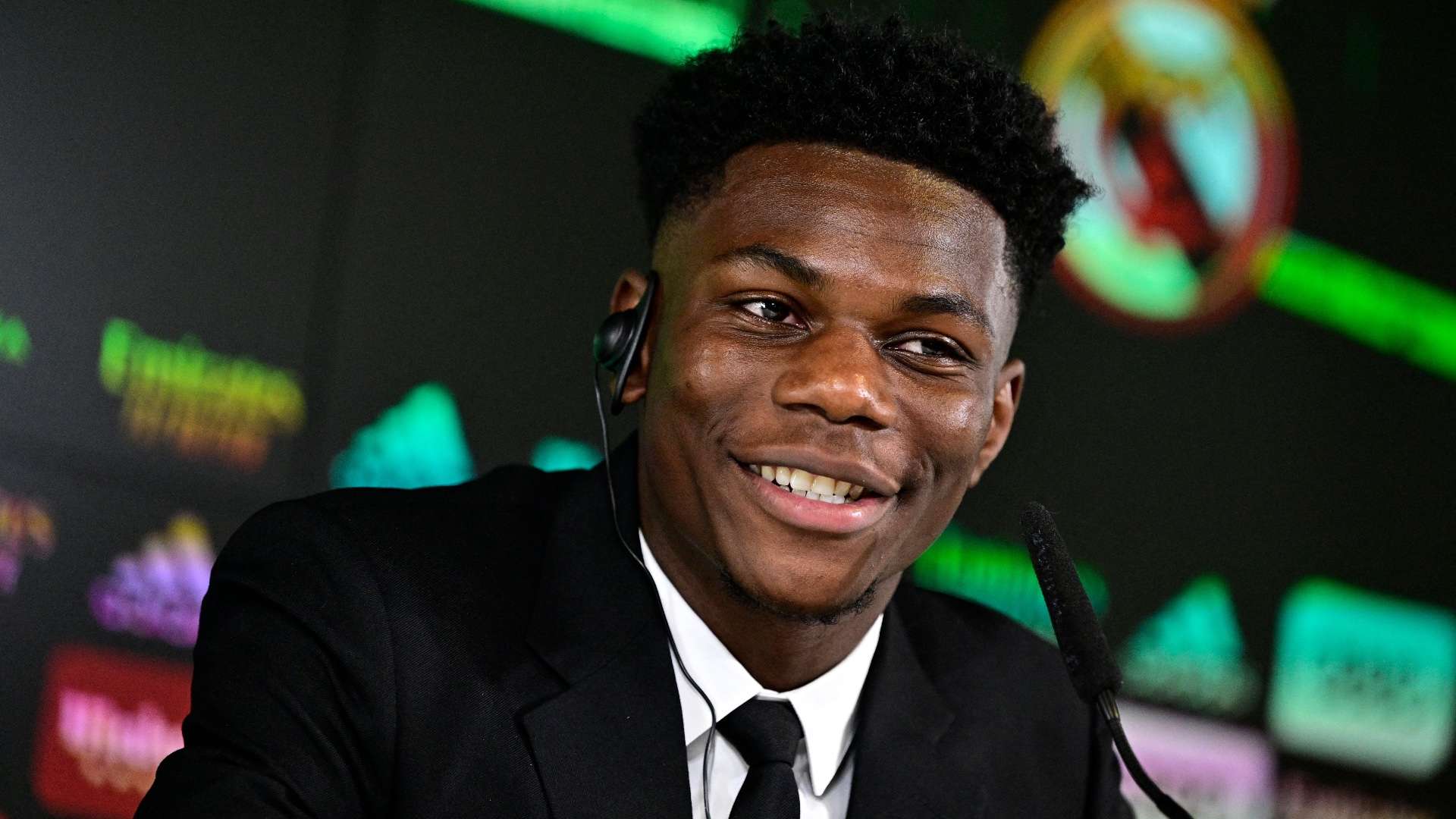 的对决中成 的对决中成